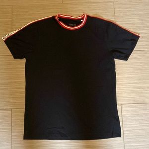 Guess Los Angeles black tee with print on sleeves